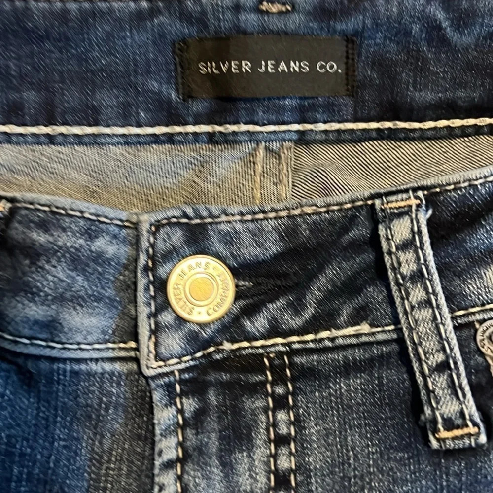 🌻Silver Jeans Co Women’s 27” waist Elyse Capri Cropped Denim - Picture 5 of 8